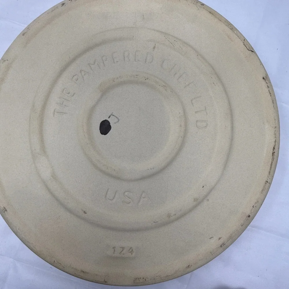 Pampered Chef Deep Dish Baker 124 Natural Stoneware 11 Inch Made in USA